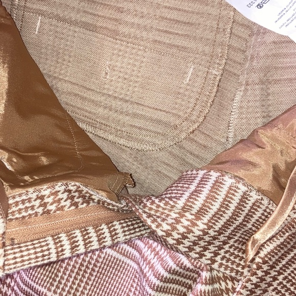 Trousers - Picture 5 of 12